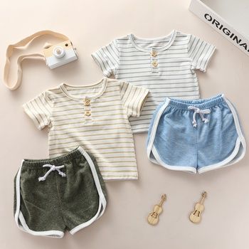 Tops & Tees