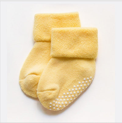 Dispensing Baby Socks